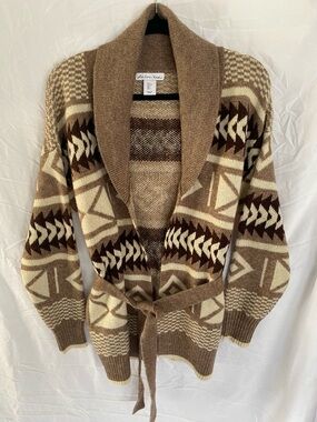 Cozy Geometric Shawl Cardigan in Brown & Cream